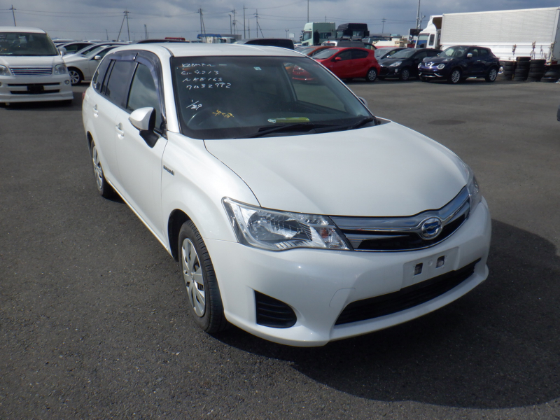 Toyota Corolla Fielder 2014