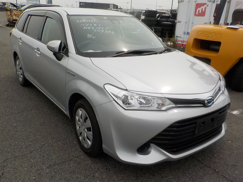 Toyota Corolla Fielder 2015