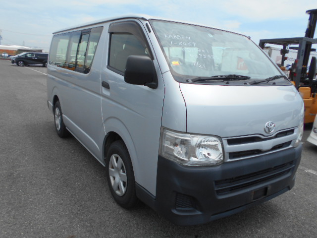 Toyota Hiace Van 2012