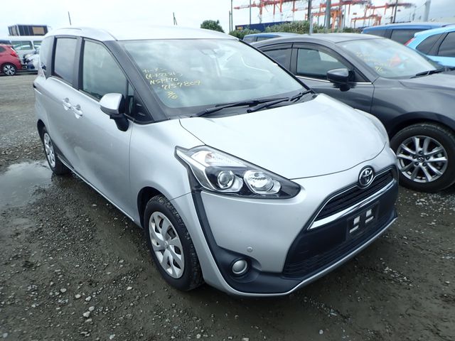 Toyota Sienta 2018
