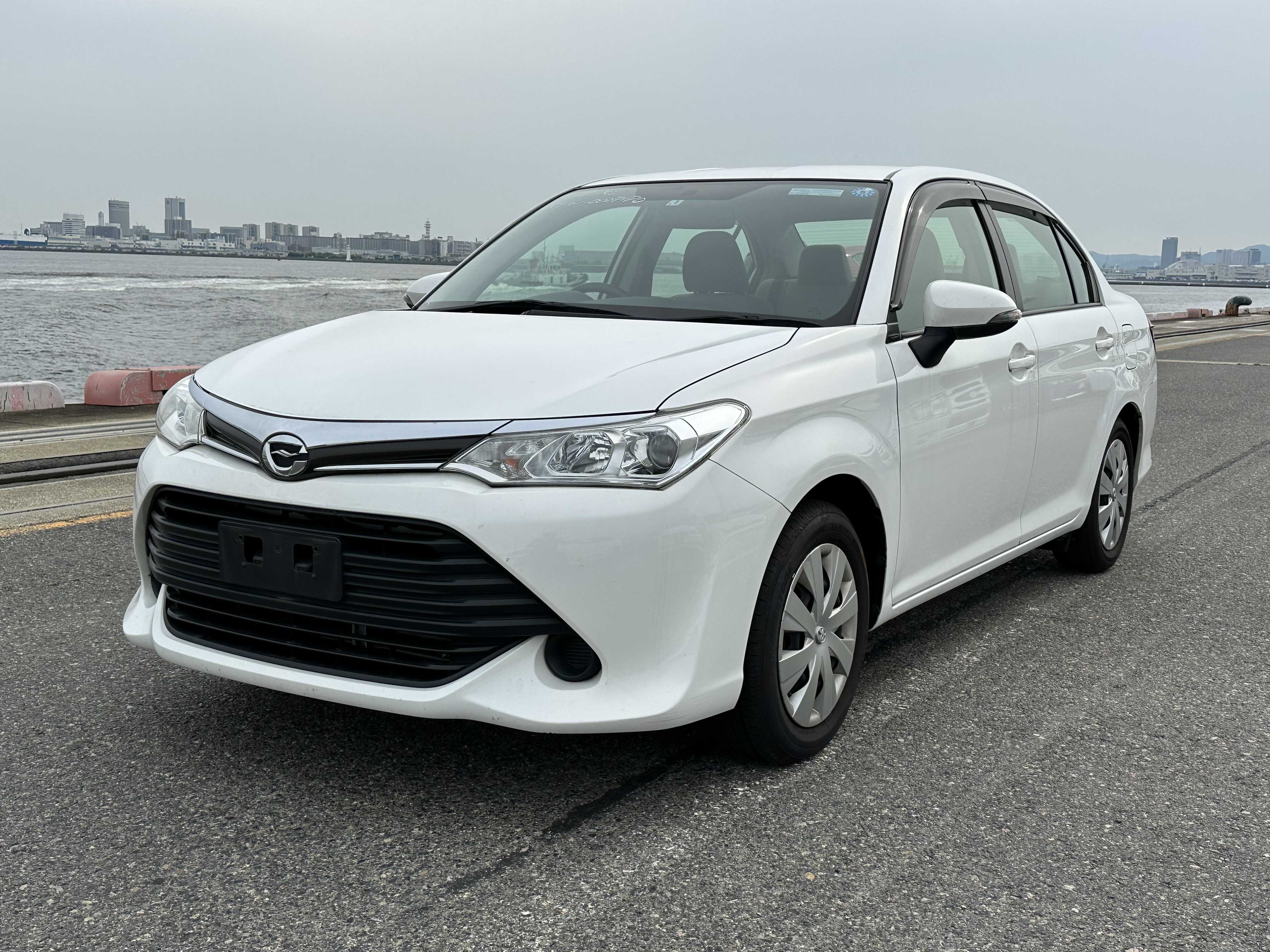 Toyota Corolla Axio 2017