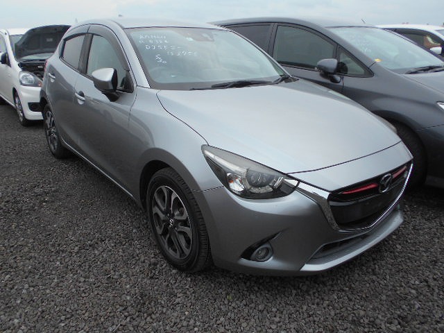 Mazda Demio 2016