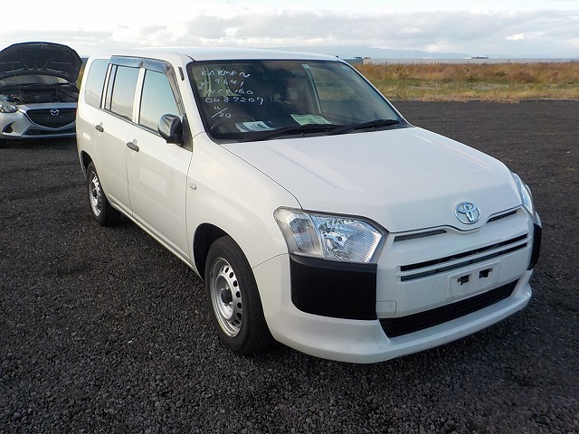 Toyota Probox Van 2017