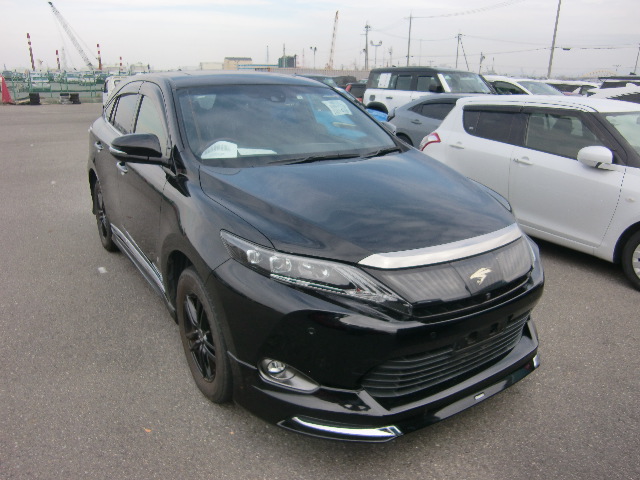 Toyota Harrier 2017