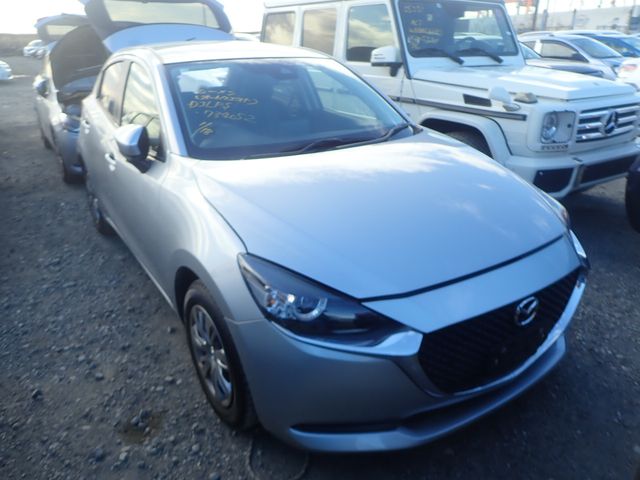 Mazda Mazda2 2021