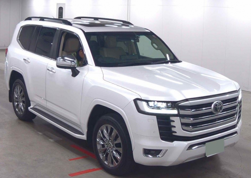 Toyota Land Cruiser 2021, PEARL - Karmen Ltd