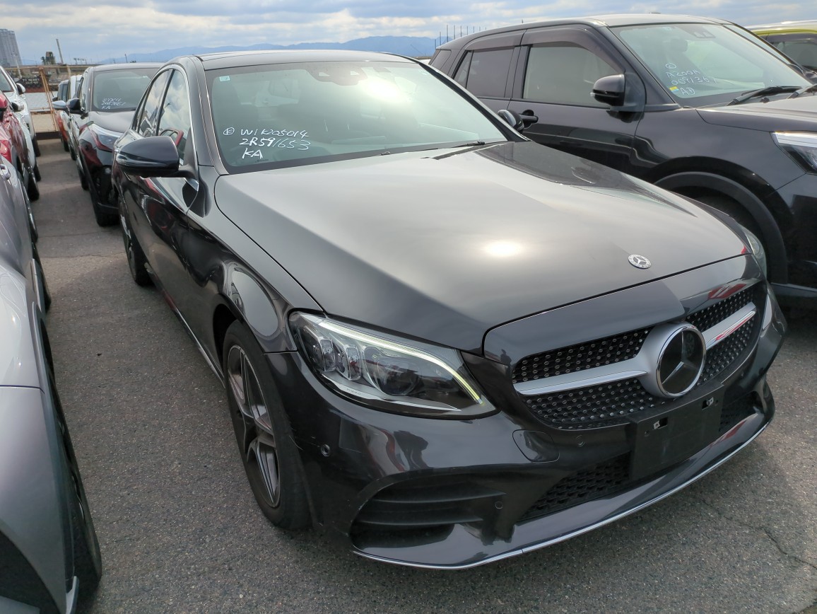 Mercedes-Benz C-Class 2020