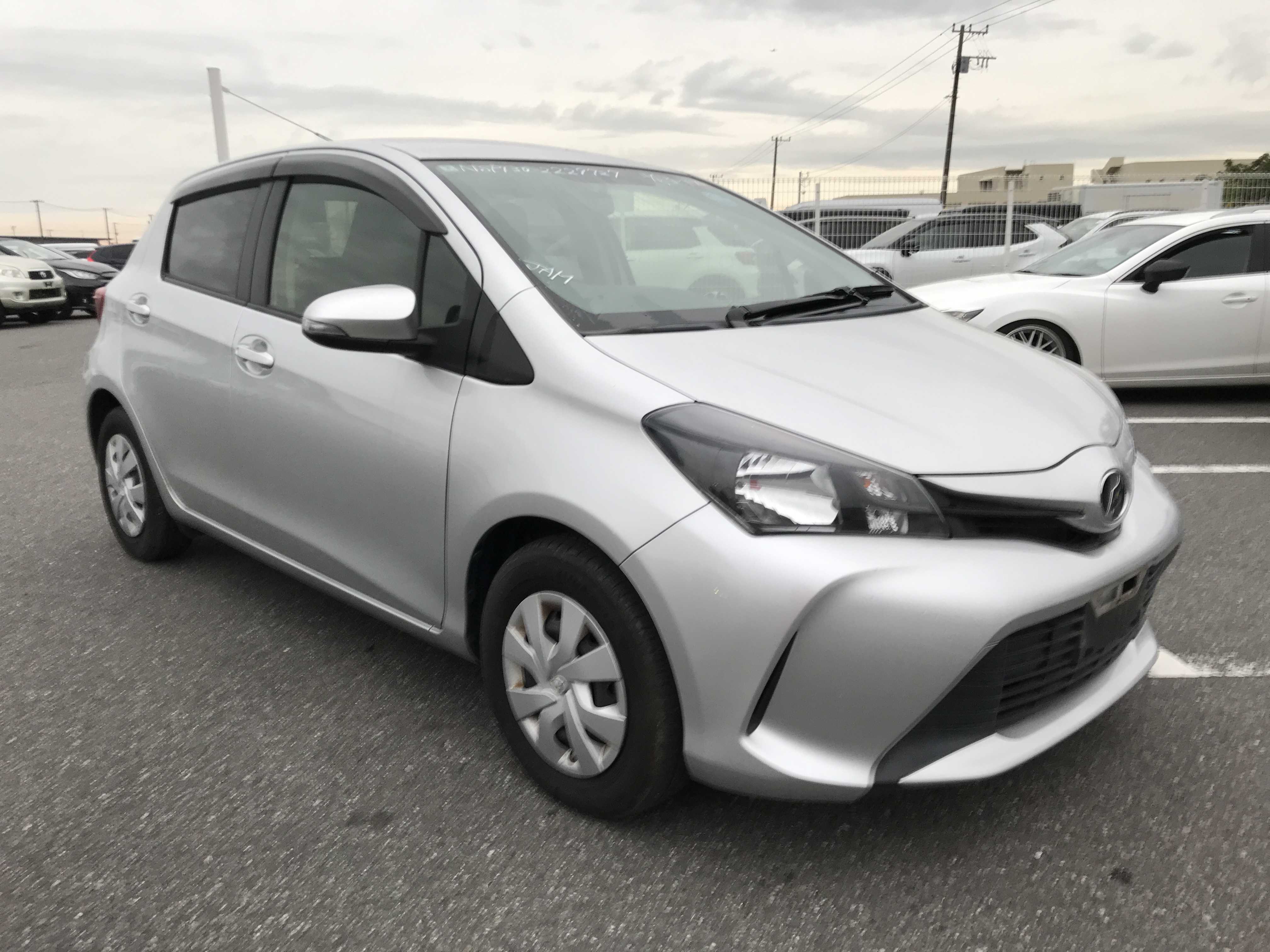 Toyota Vitz 2016