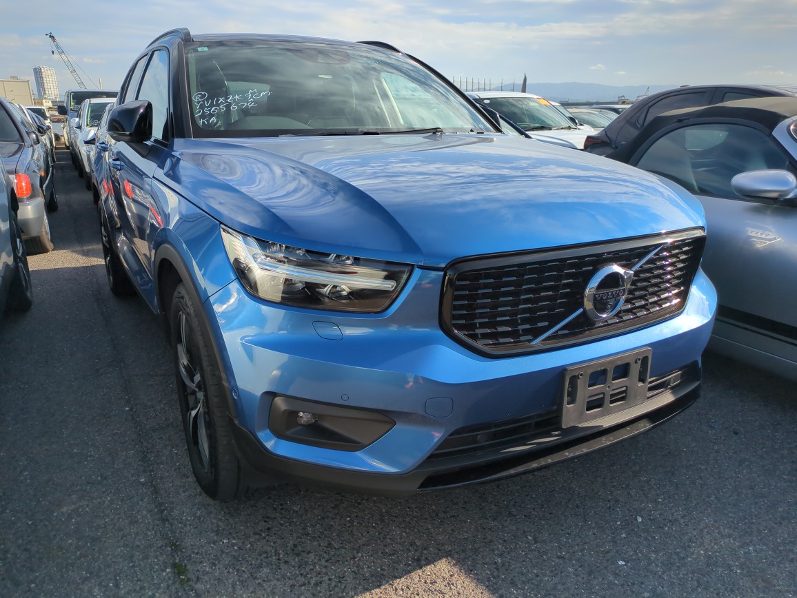 Volvo XC40 2021