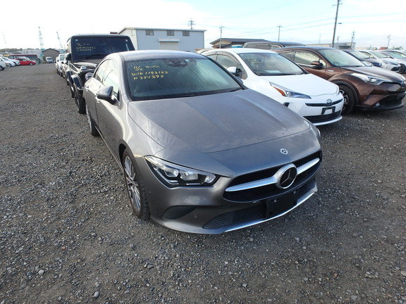 Mercedes Benz CLA-class 2022