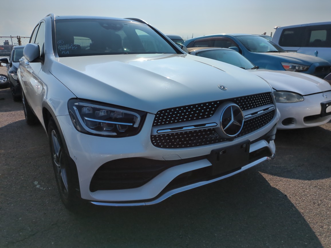 Mercedes Benz GLC-class 2021