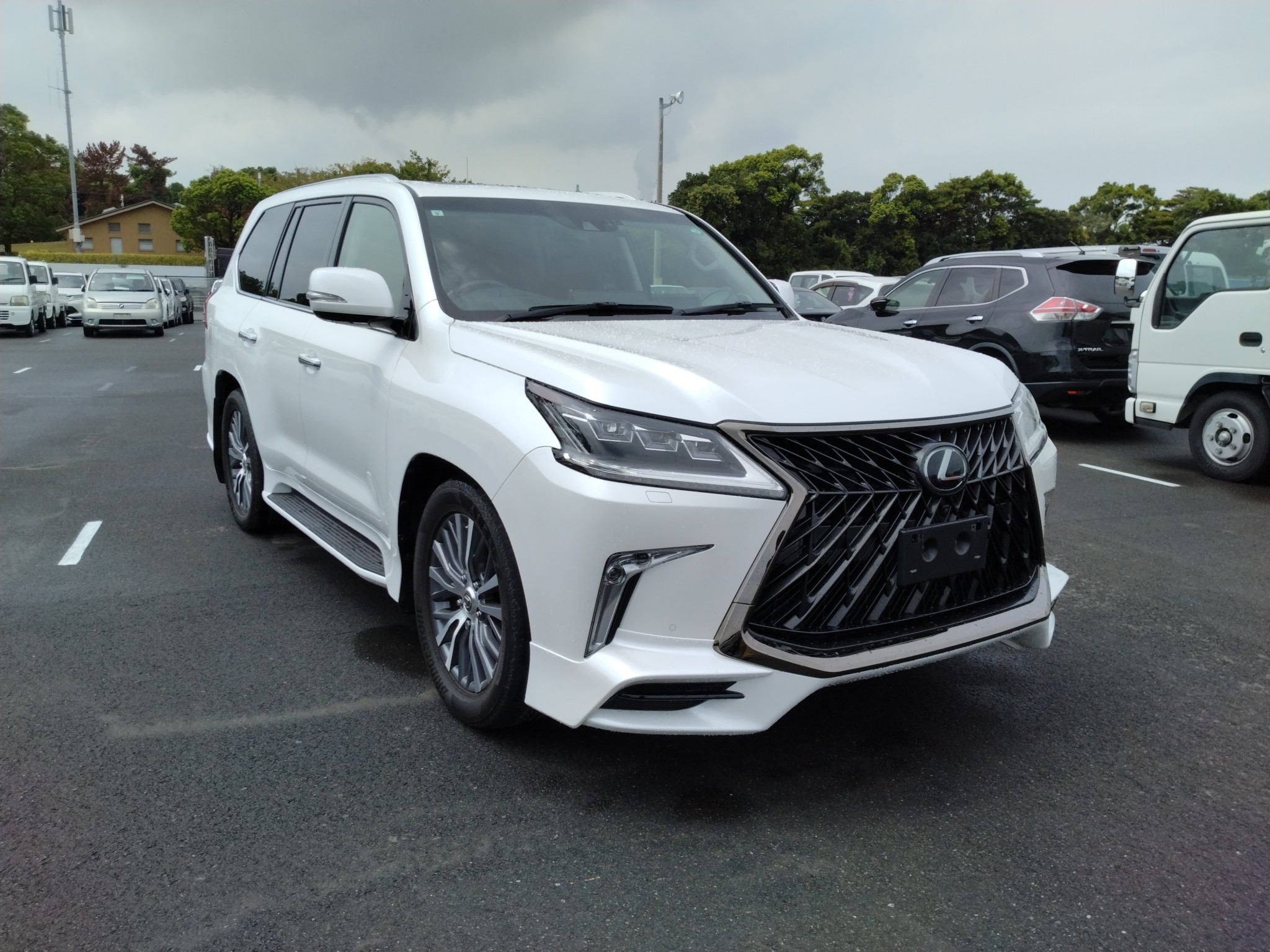 Lexus LX 2019