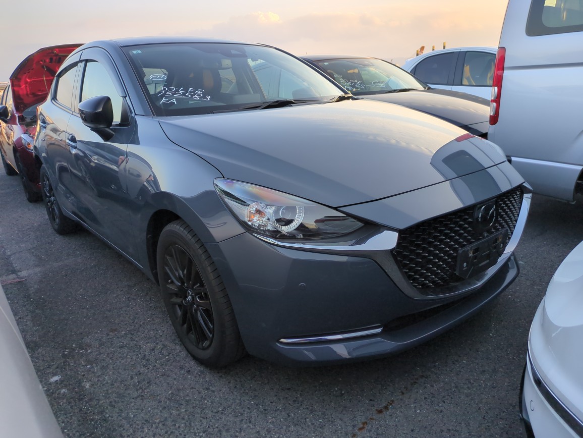 Mazda Mazda2 2021