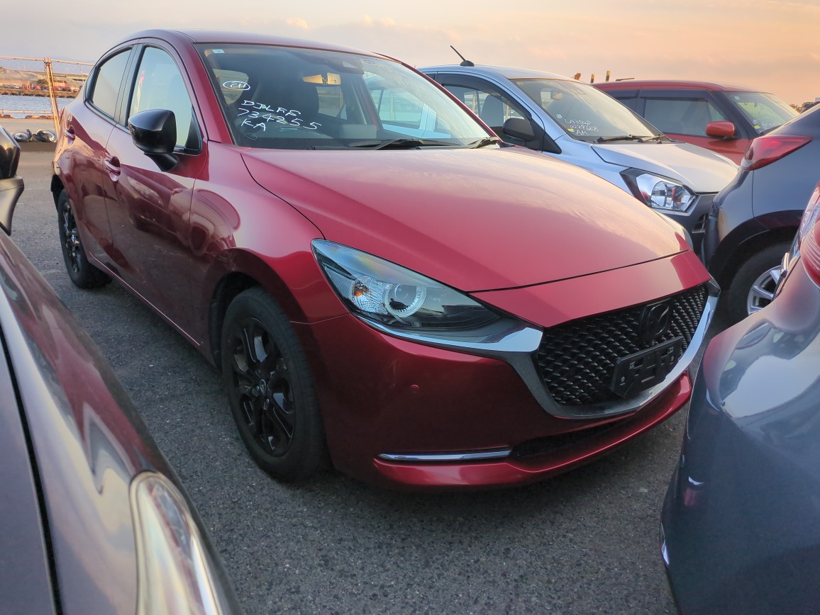 Mazda Mazda2 2021
