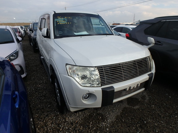 Mitsubishi Pajero 2010