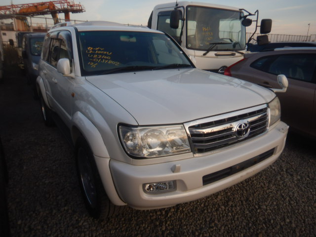 Toyota Land Cruiser 100 2004