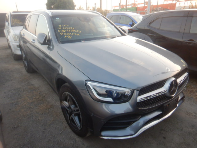Mercedes Benz GLC-class 2022