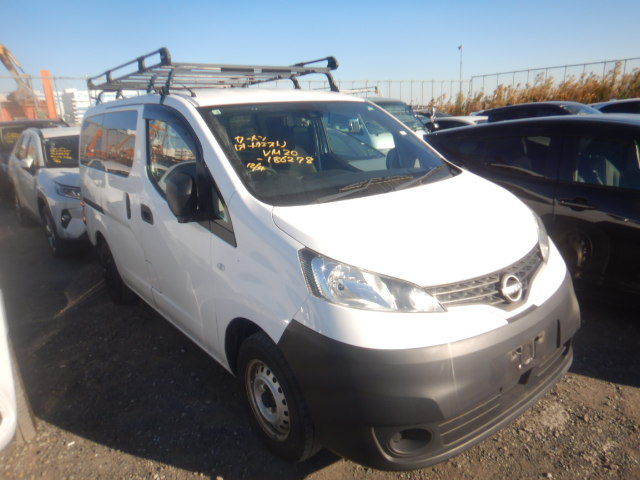 Nissan NV200 2021