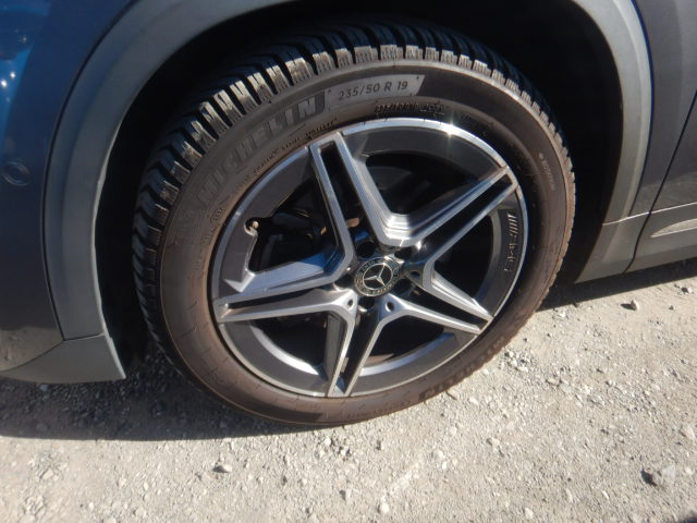 Mercedes Benz GLA-class 2022