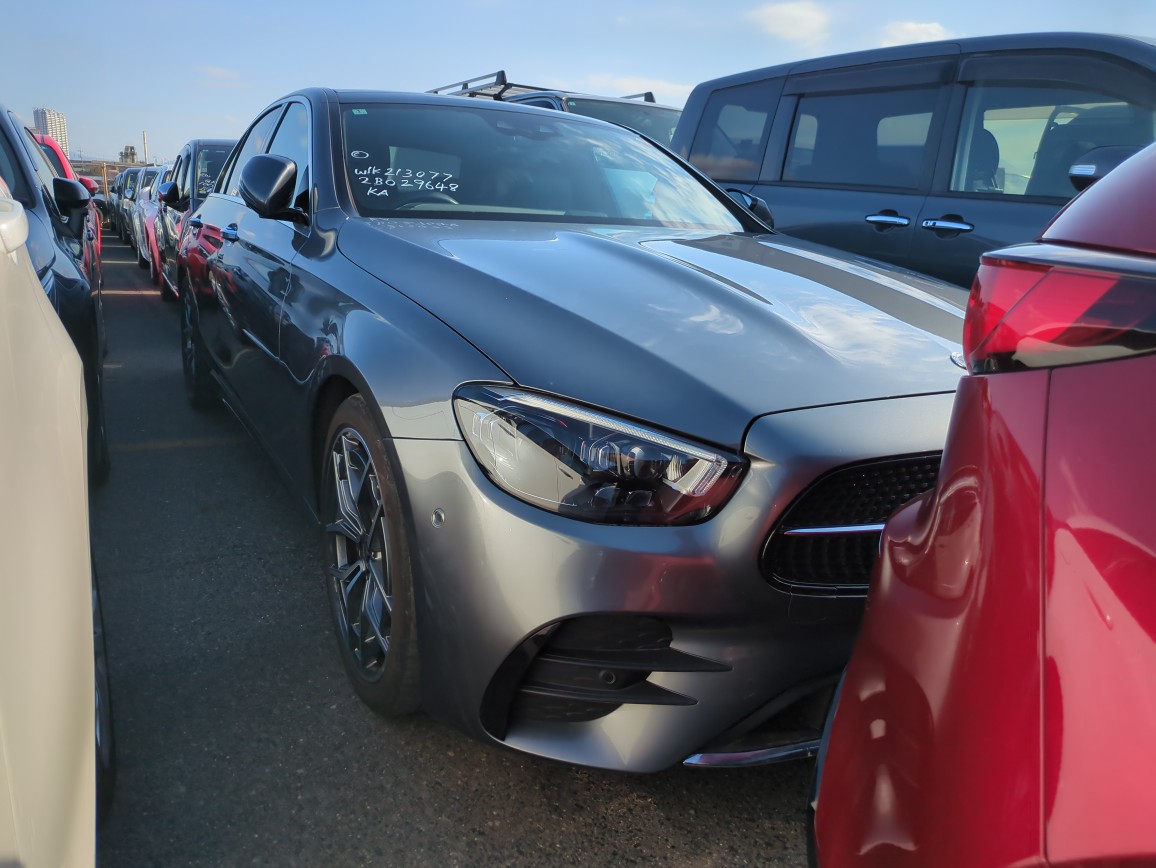 Mercedes Benz E-Class 2022