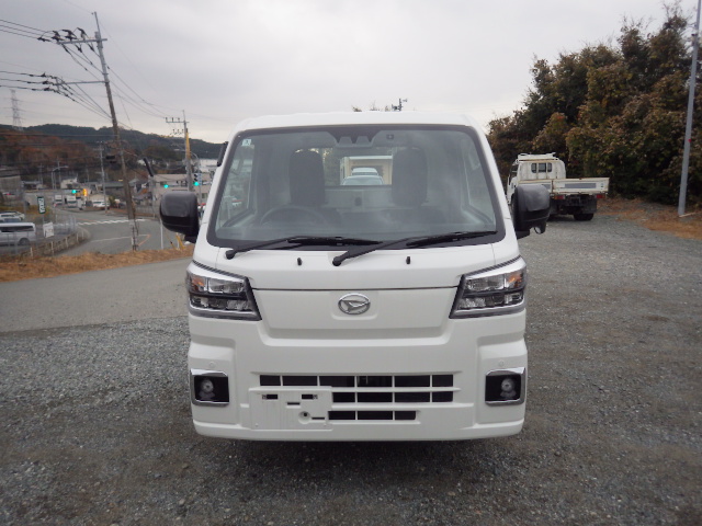 Daihatsu Hijet Truck 2025
