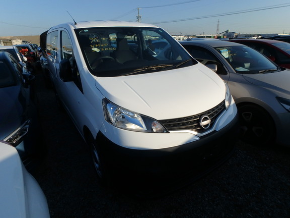 Nissan NV200 2023