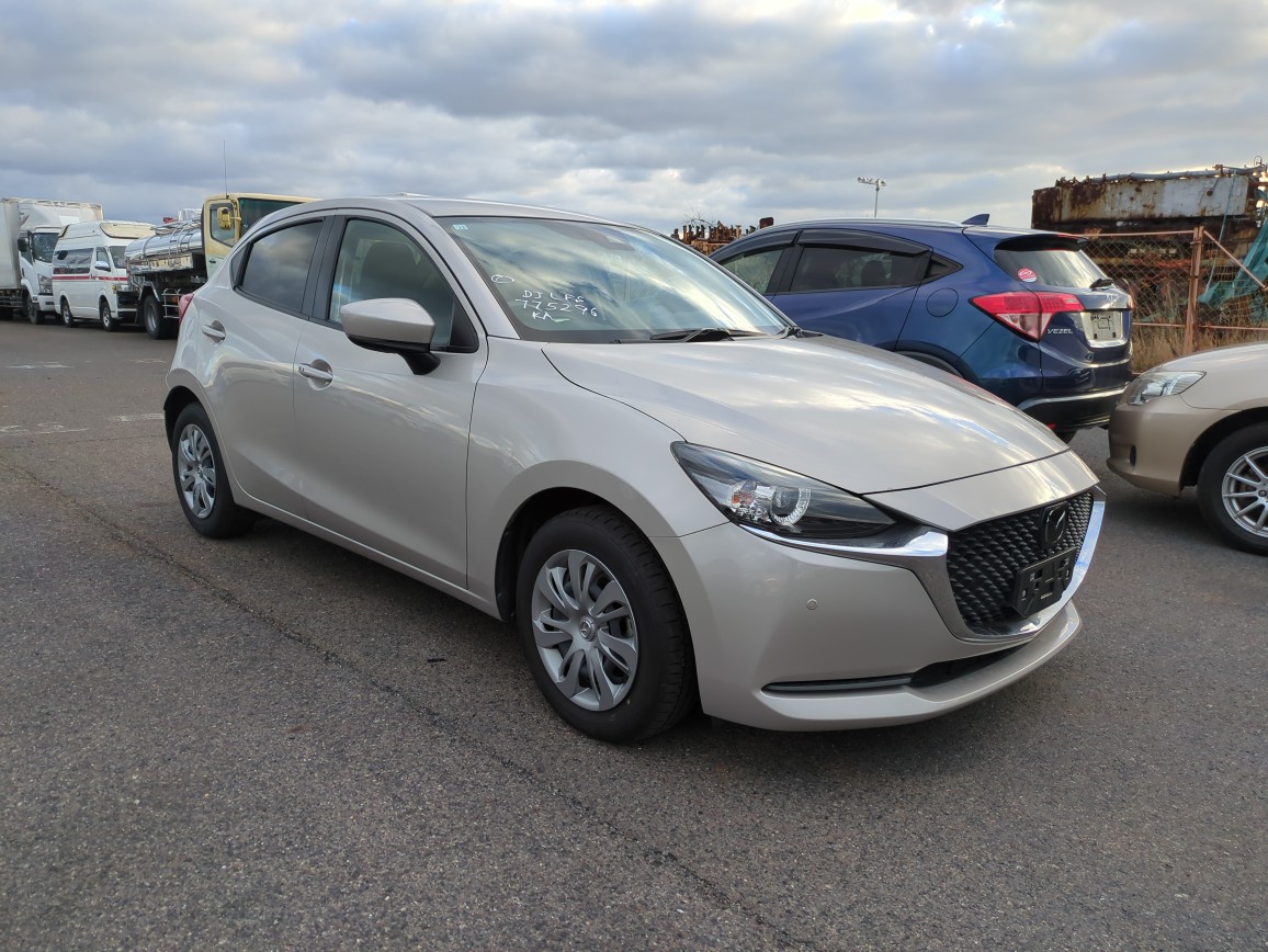 Mazda Mazda2 2022