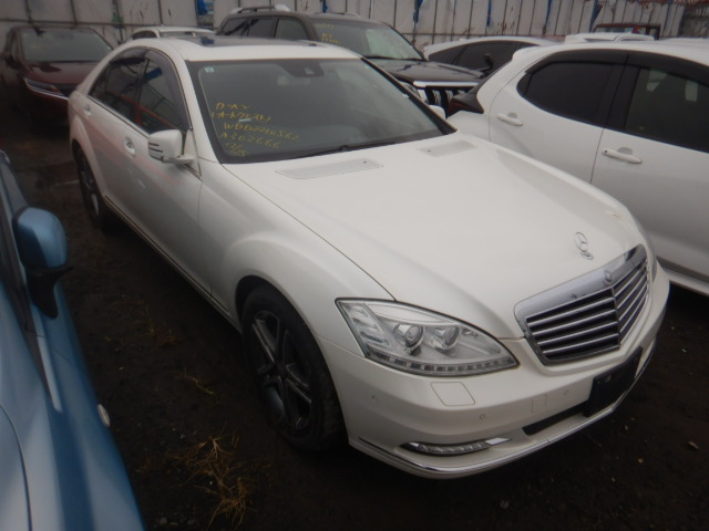 Mercedes Benz S-Class 2009