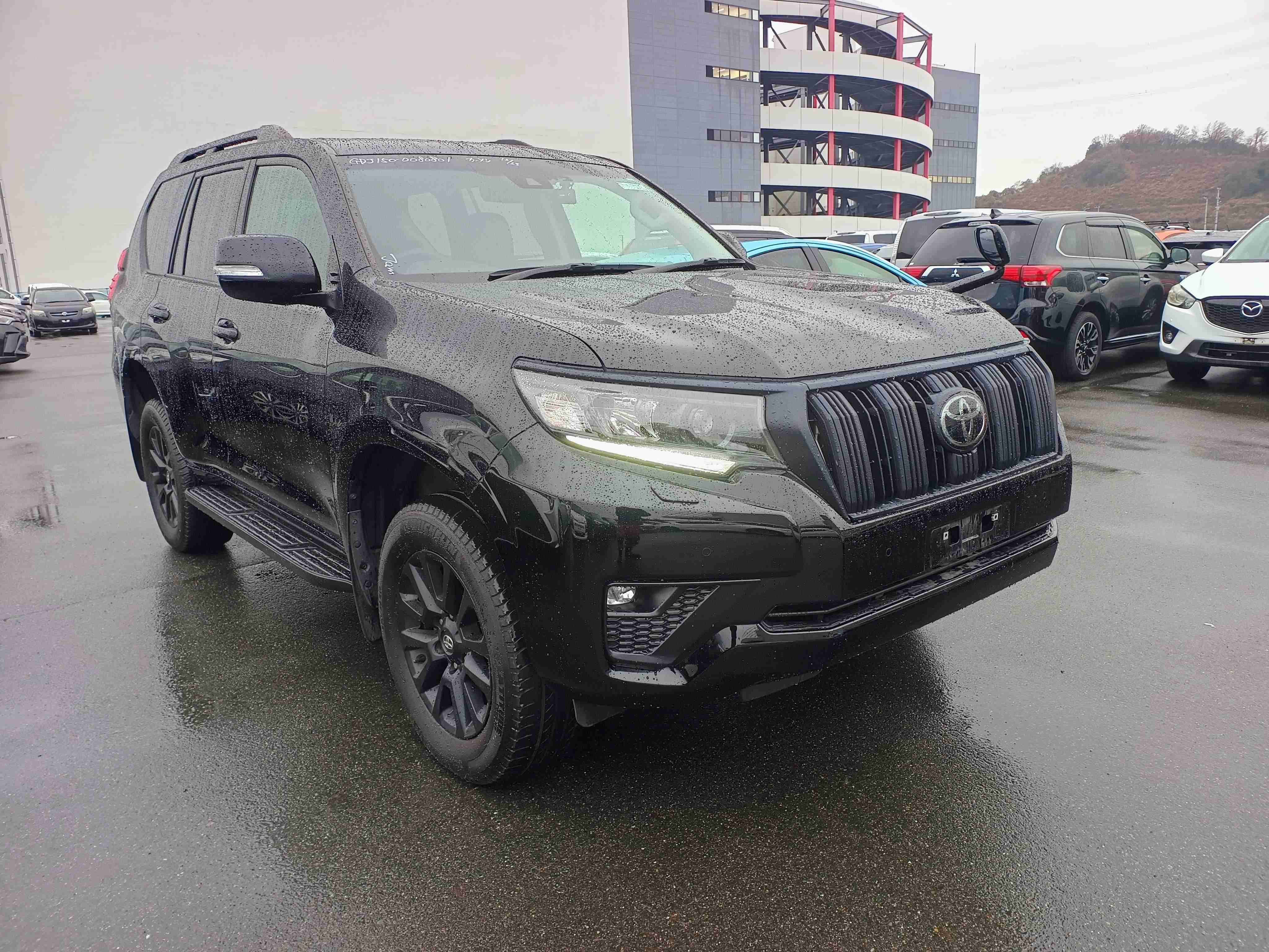 Toyota Land Cruiser Prado 2023