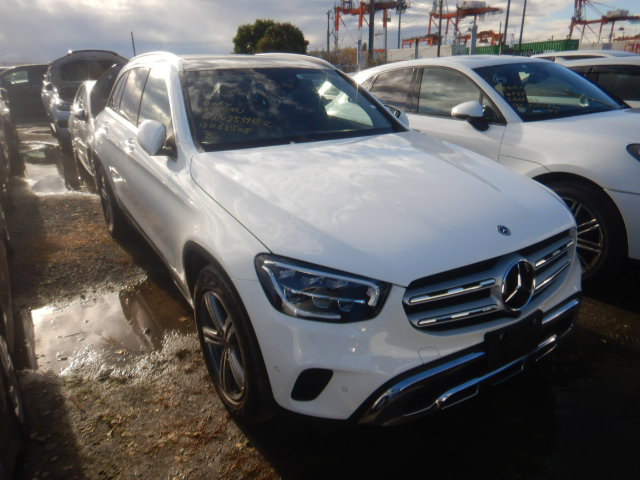 Mercedes Benz GLC-class 2022