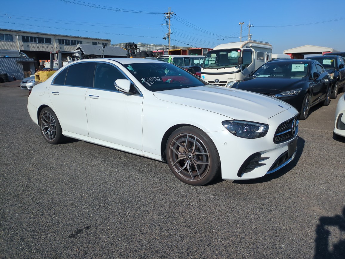 Mercedes Benz E-Class 2022