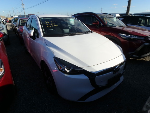 Mazda Mazda2 2024