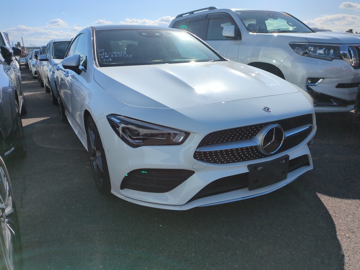 Mercedes Benz CLA-class 2022
