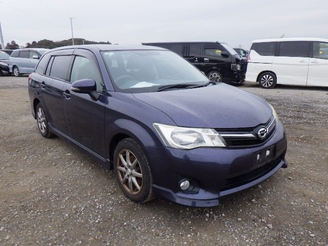 Toyota Corolla Fielder 2012