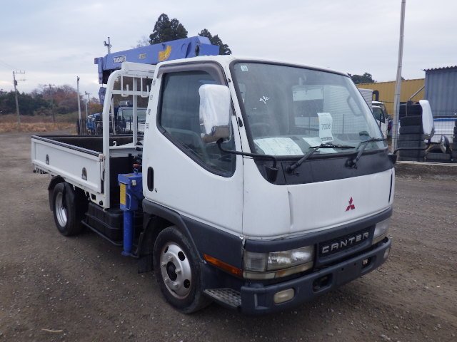 Mitsubishi Canter 2000
