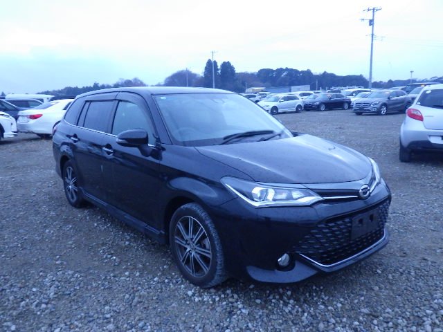 Toyota Corolla Fielder 2016