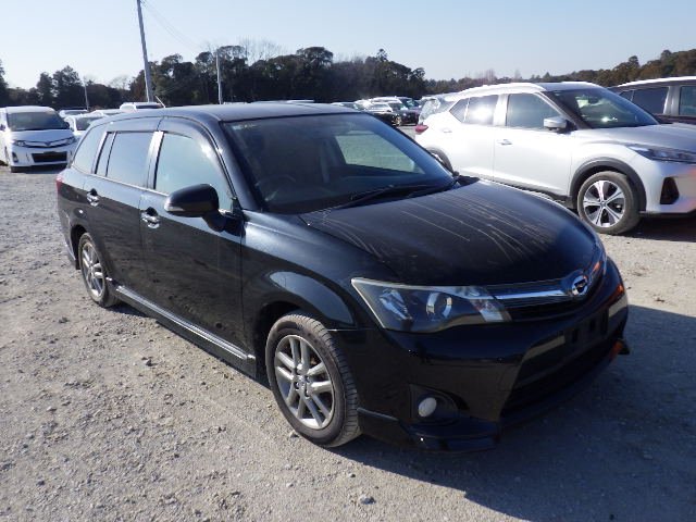 Toyota Corolla Fielder 2013