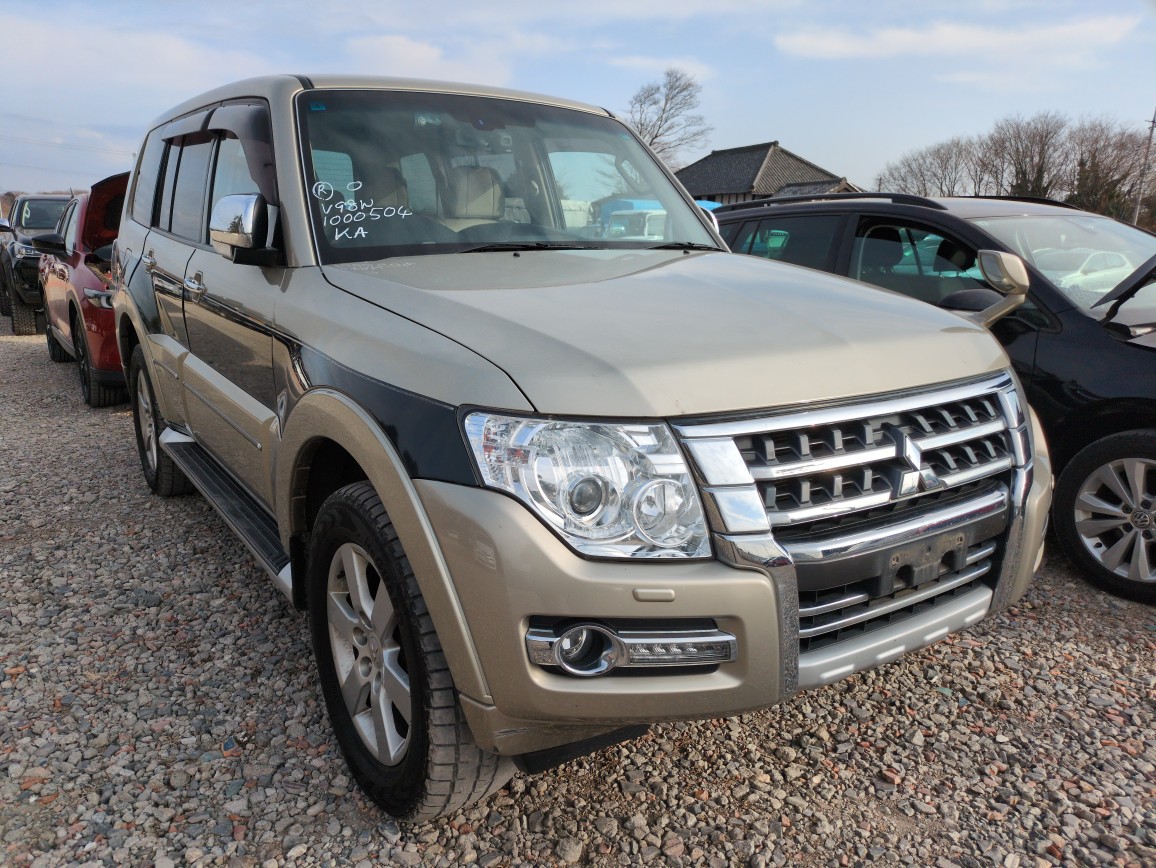 Mitsubishi Pajero 2017