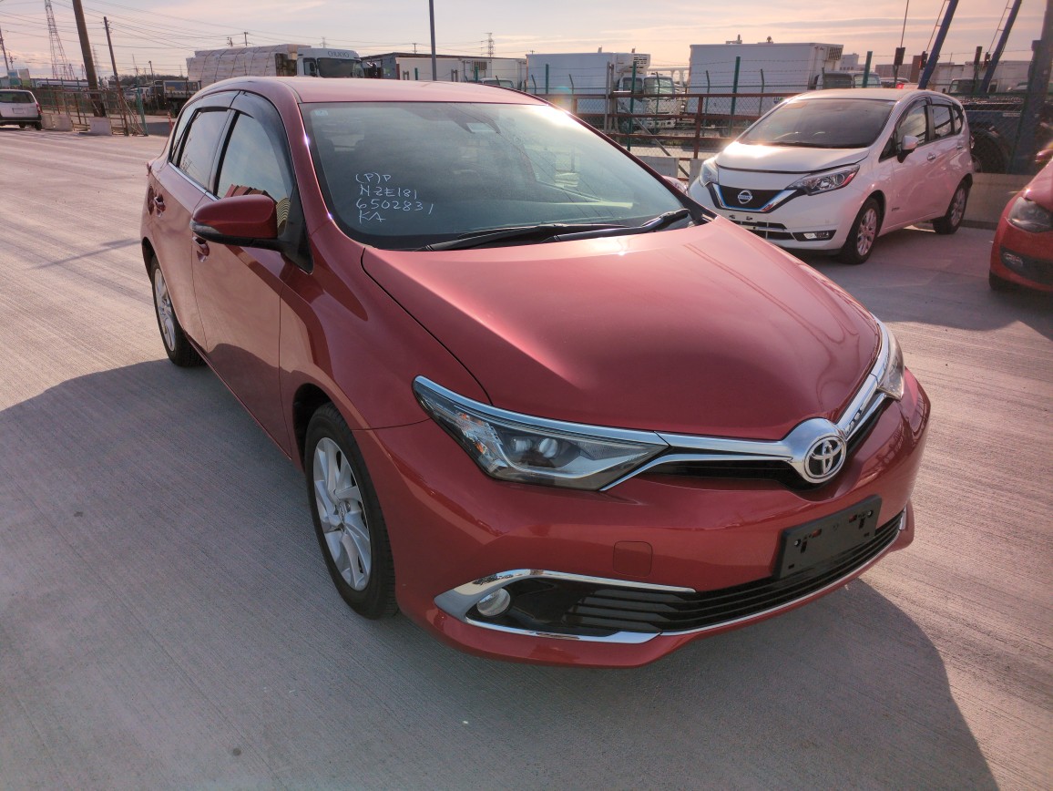 Toyota Auris 2016