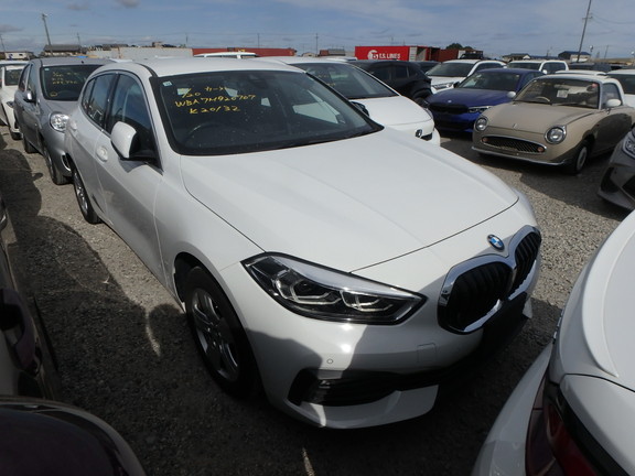BMW 1 Series 2021