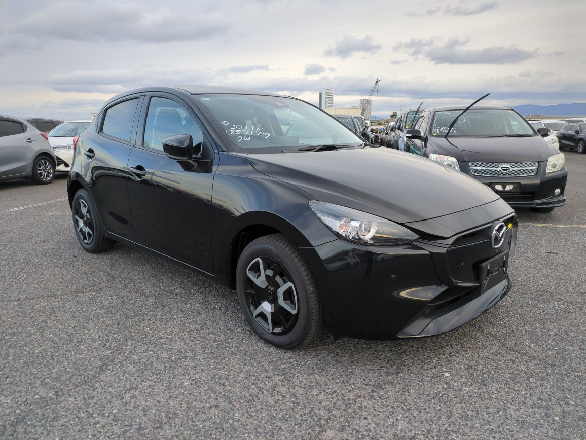Mazda Mazda2 2024