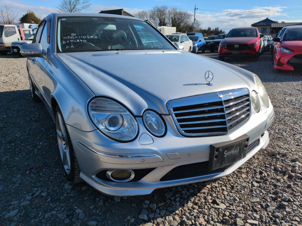 Mercedes Benz E-Class 2008