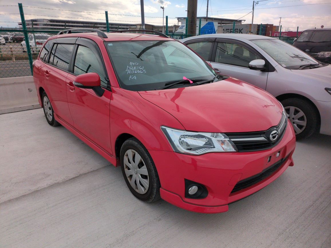 Toyota Corolla Fielder 2012