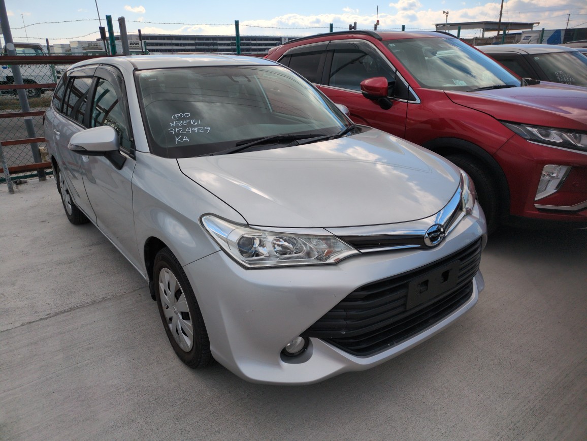 Toyota Corolla Fielder 2017