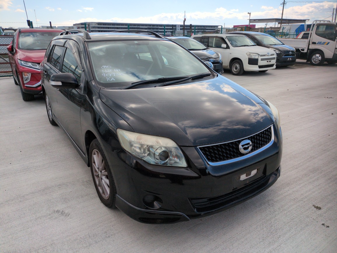 Toyota Corolla Fielder 2011