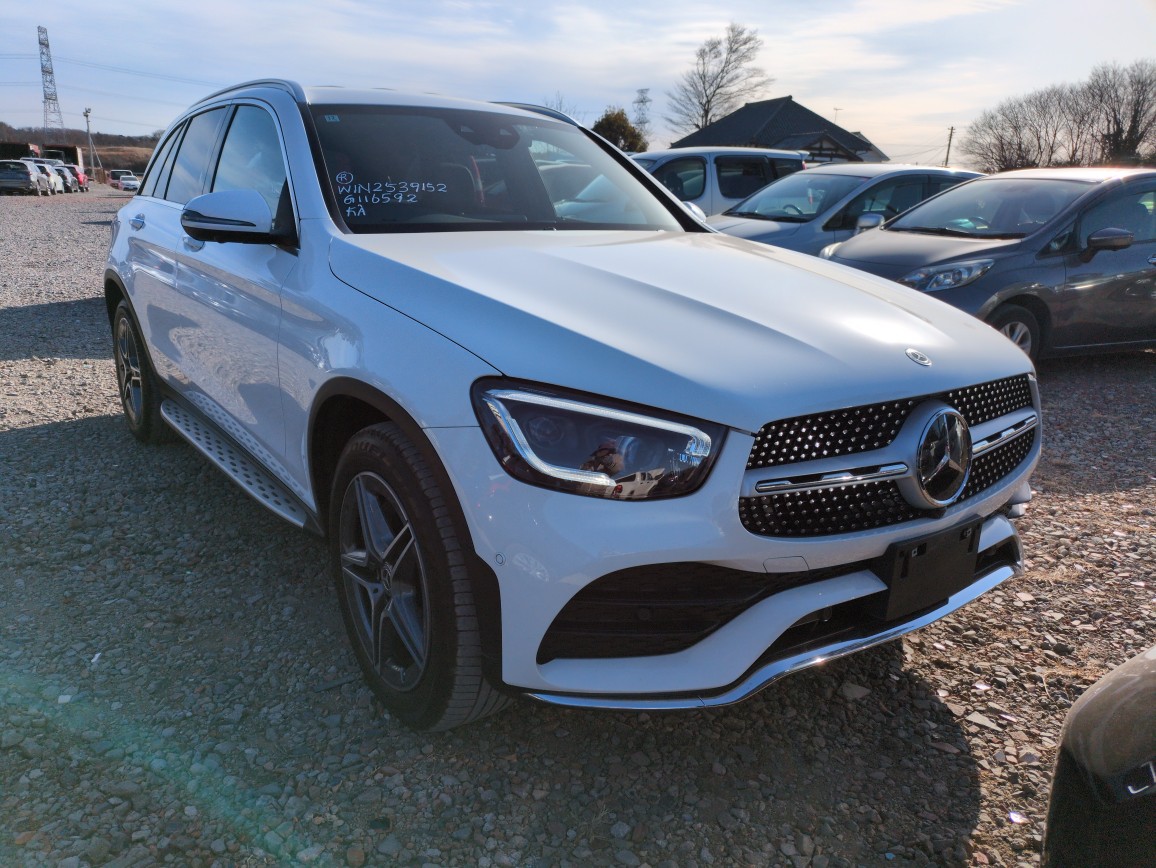 Mercedes Benz GLC-class 2022