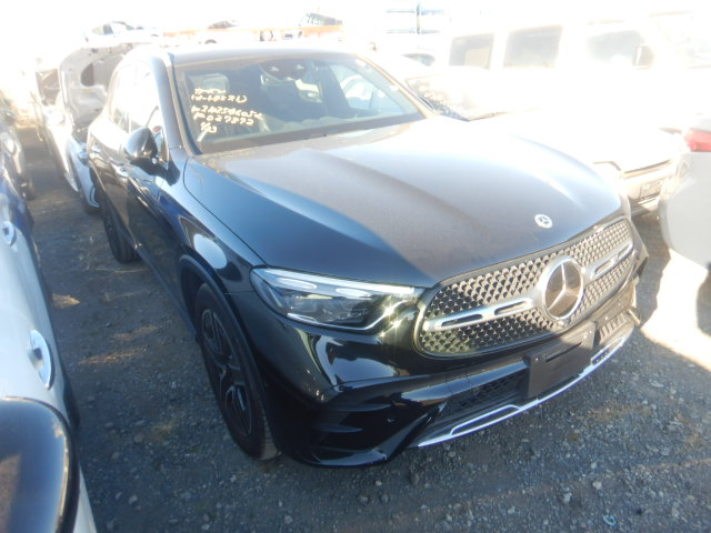 Mercedes Benz GLC-class 2023