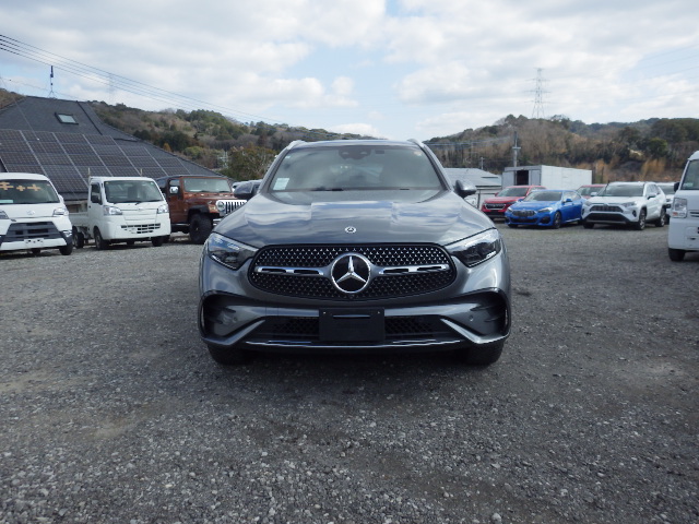 Mercedes Benz GLC-class 2023