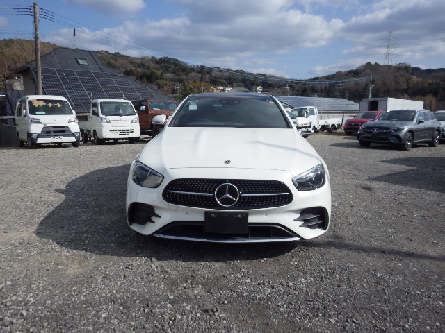 Mercedes Benz E-Class 2022