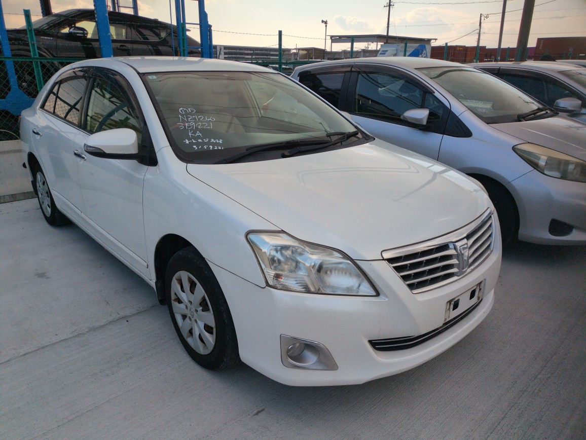 Toyota Premio 2015